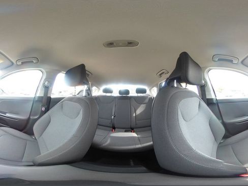 Used 2025 Kia K4 FWD image 40