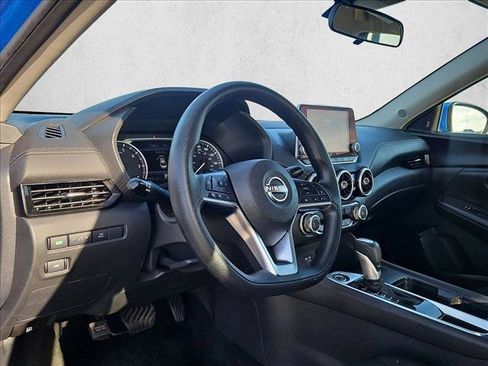 Used 2024 Nissan Sentra SV FWD image 10