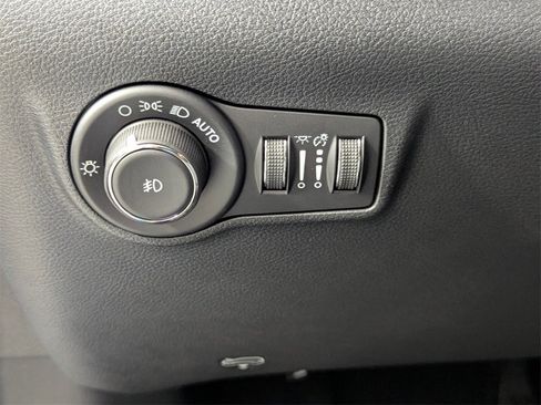 New 2026 Jeep Compass Limited w/ Sun, Sound & Navigation Group image 13