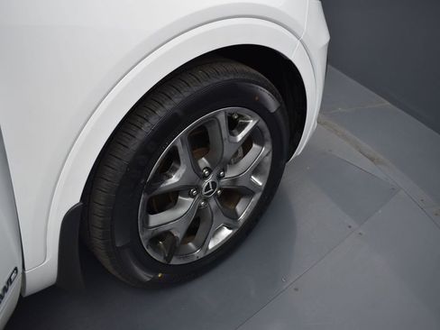 Certified 2020 Kia Sorento SX image 32