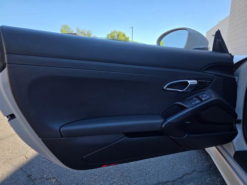 Used 2018 Porsche 718 Cayman Coupe image 37