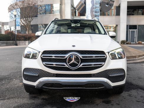 Used 2020 Mercedes-Benz GLE 350 4MATIC image 2