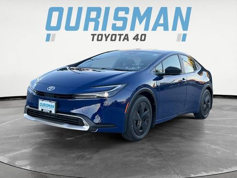 New 2026 Toyota Prius Plug-In Hybrid image 2