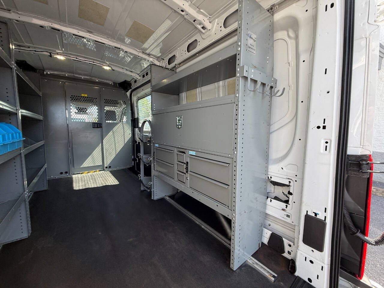 Used 2016 Ford Transit 250 148 Medium Roof RWD image 30