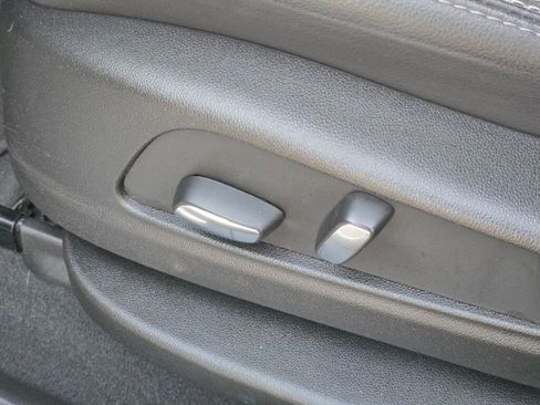 New 2025 Cadillac XT5 Luxury image 26