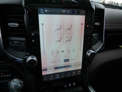 Used 2025 RAM 1500 Laramie image 33