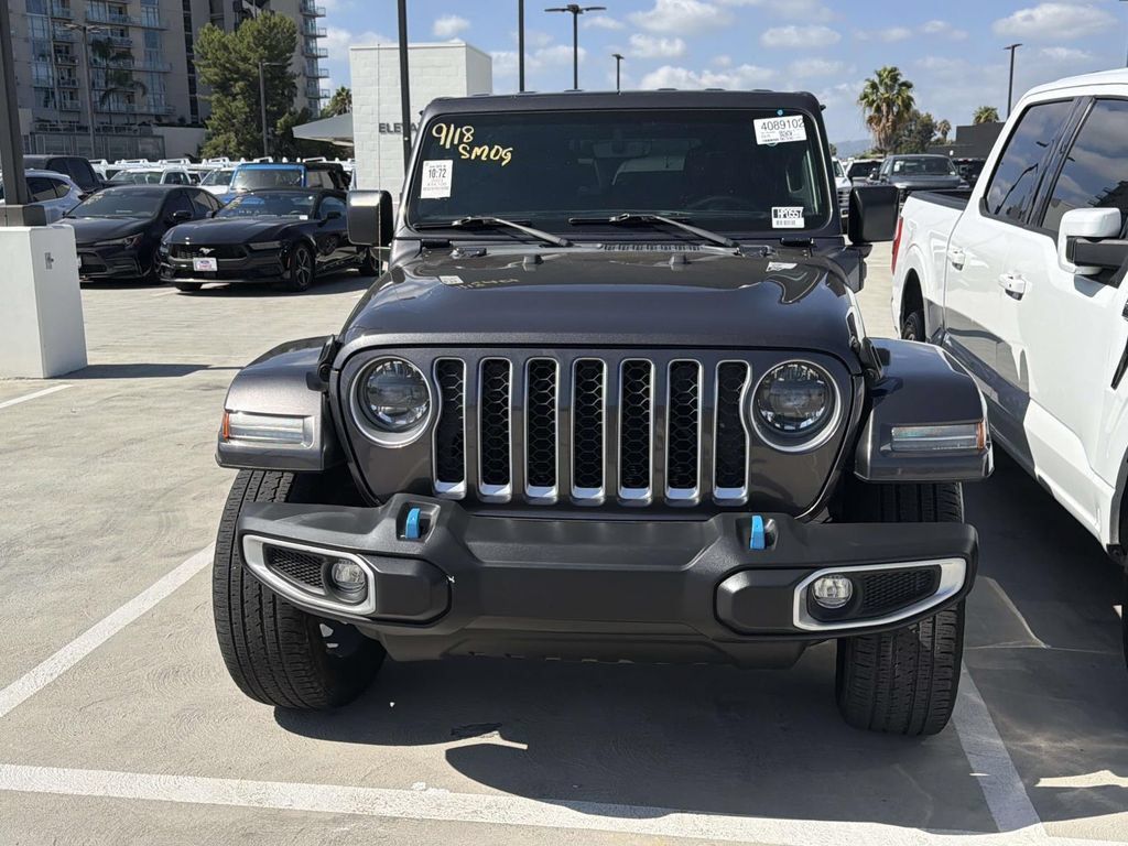 Used 2023 Jeep Wrangler Unlimited Sahara AWD/4WD image 21