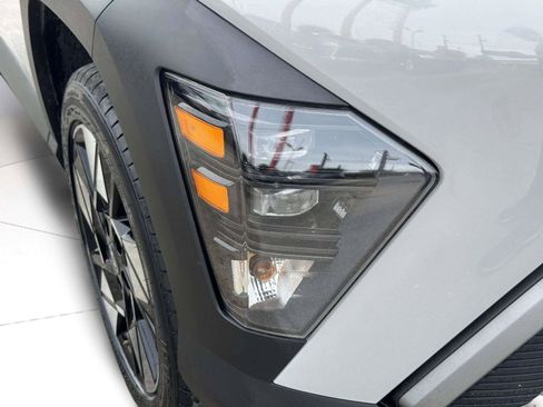 Used 2024 Hyundai Kona SEL w/ Convenience Package AWD/4WD image 11
