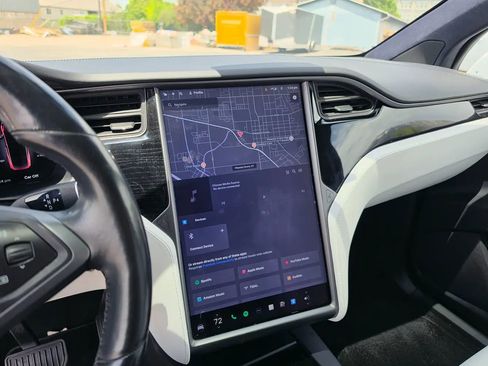 Used 2020 Tesla Model X Long Range AWD/4WD image 27