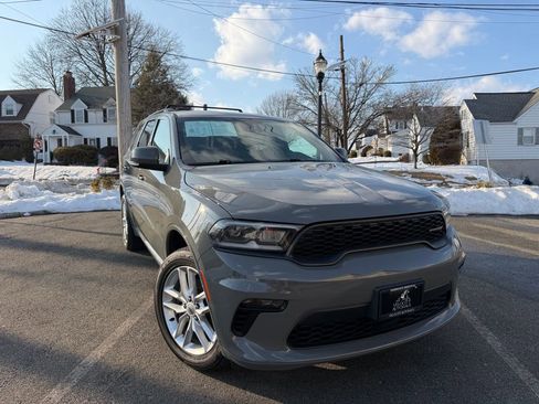Used 2022 Dodge Durango GT image 1