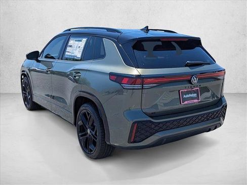 New 2026 Volkswagen Tiguan SE R-Line FWD image 7