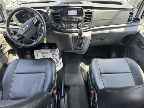 Used 2022 Ford Transit 350 DRW RWD image 11