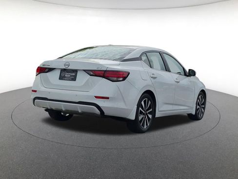 Used 2024 Nissan Sentra SV w/ SV Premium Package FWD image 5