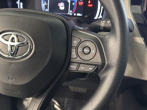 Used 2026 Toyota Corolla LE FWD image 30