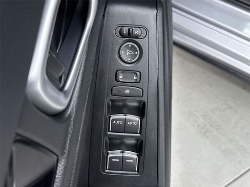 Used 2023 Honda Civic EX-L image 12