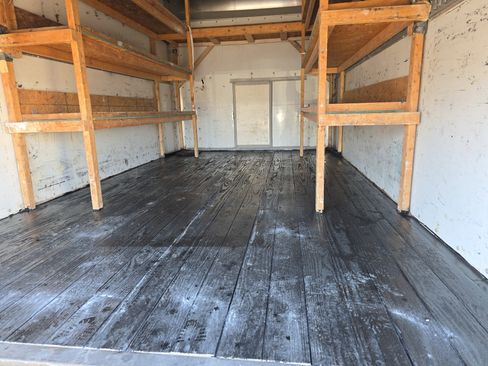 Used 2018 Chevrolet Express 3500 w/ Power Convenience Package image 14