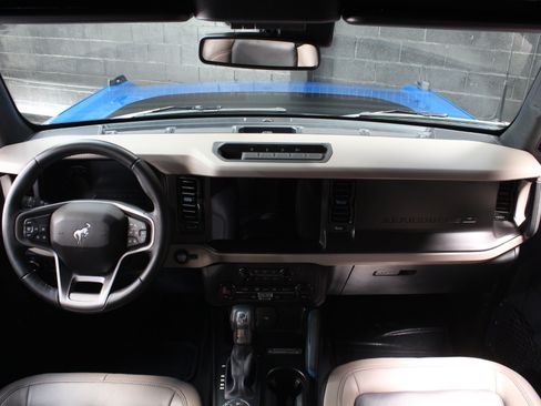 Used 2023 Ford Bronco Wildtrak AWD/4WD image 41