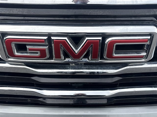 Used 2025 GMC Terrain Elevation w/ Elevation Premium Package AWD/4WD image 30