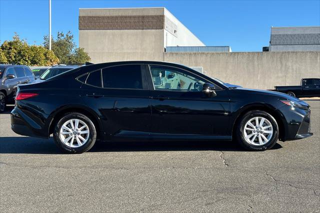 Certified 2025 Toyota Camry LE FWD image 6