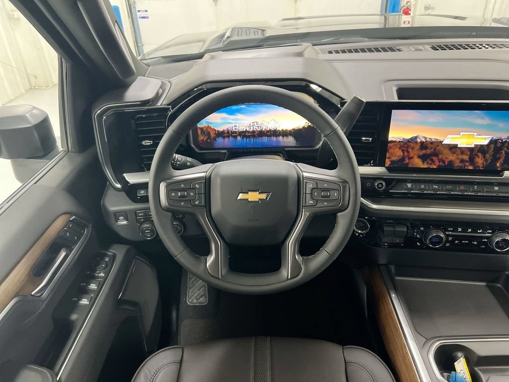 New 2026 Chevrolet Silverado 2500 High Country w/ High Country Premium Package AWD/4WD image 11