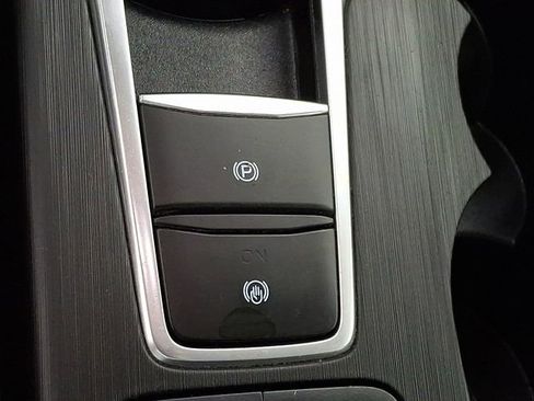 Used 2021 Ford Escape S image 23