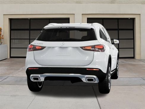 New 2025 Mercedes-Benz GLA 250 image 36