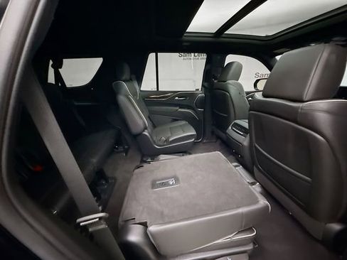 Used 2023 Cadillac Escalade Premium Luxury w/ LPO, Radiant Package image 31