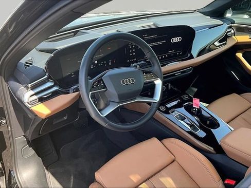 Used 2023 Audi Q5 2.0T Premium Plus w/ Premium Plus Package AWD/4WD image 13