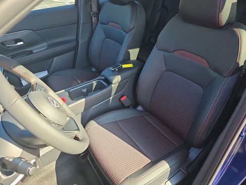 New 2026 Nissan Kicks SR image 18