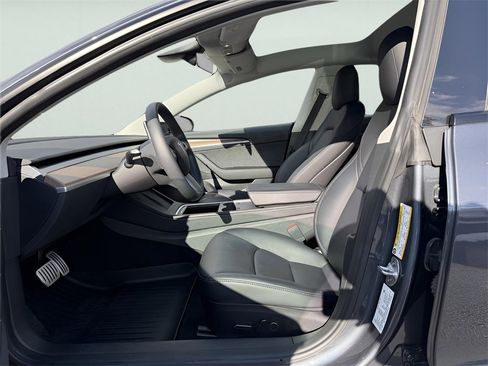 Used 2023 Tesla Model 3 Performance image 14