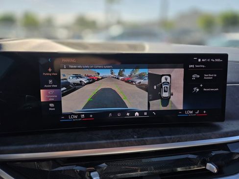 Used 2024 BMW X5 sDrive40i w/ Premium Package RWD image 34