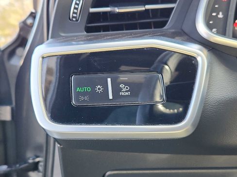 Used 2021 Audi A6 Premium Plus w/ Premium Plus Package image 22