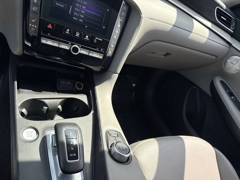 Used 2023 INFINITI QX50 Sensory AWD/4WD image 23