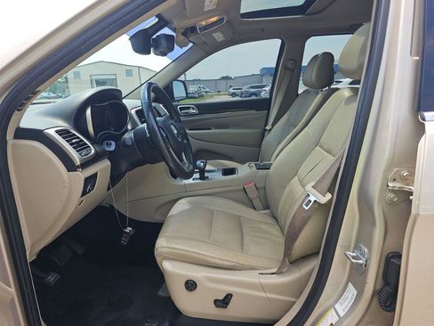 Used 2014 Jeep Grand Cherokee Limited RWD image 9