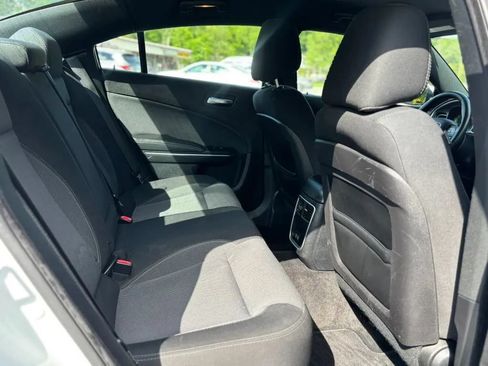 Used 2016 Dodge Charger SE w/ Popular Equipment Group AWD/4WD image 15