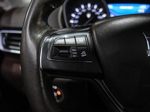 Used 2019 Maserati Levante GranLusso image 15