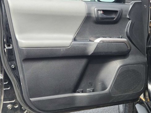 Used 2023 Toyota Tacoma SR5 image 18