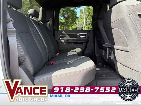 Used 2025 RAM 3500 Big Horn image 19