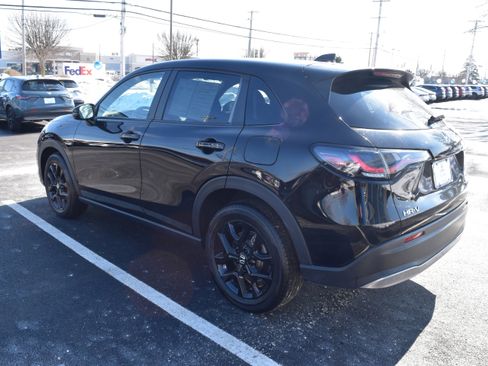 Certified 2024 Honda HR-V Sport image 4