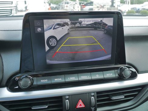 Used 2024 Kia Forte LXS FWD image 32