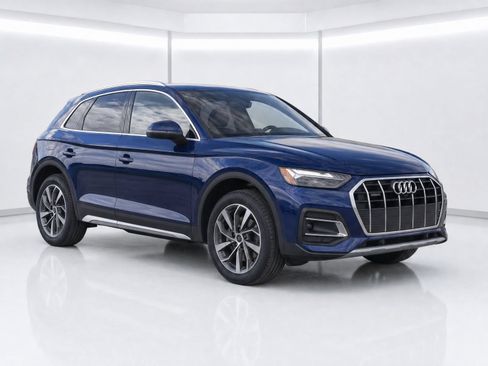 Certified 2021 Audi Q5 2.0T Premium Plus w/ Premium Plus Package AWD/4WD image 2