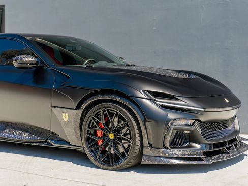 Used 2025 Ferrari Purosangue AWD/4WD image 41
