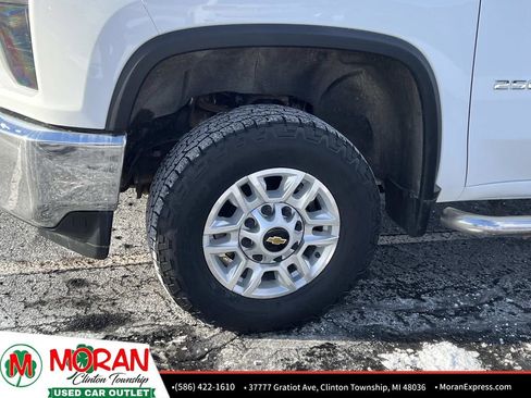 Used 2021 Chevrolet Silverado 2500 LT w/ Convenience Package image 10