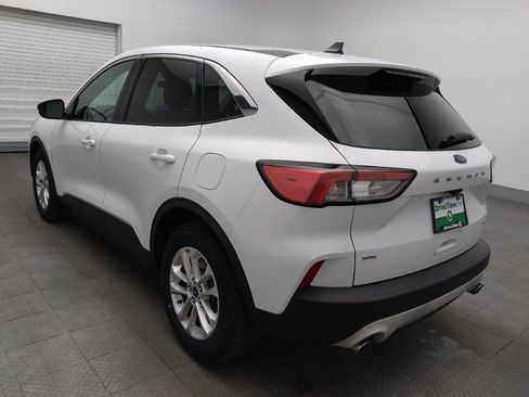 Used 2020 Ford Escape SE image 5