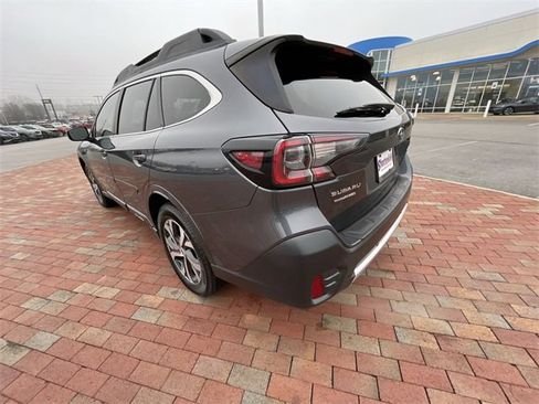 Used 2021 Subaru Outback Limited image 29