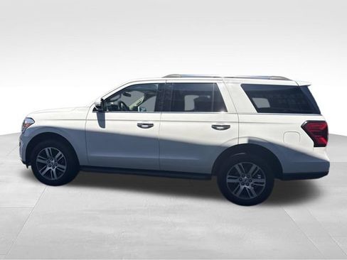 Used 2024 Ford Expedition Limited RWD image 10