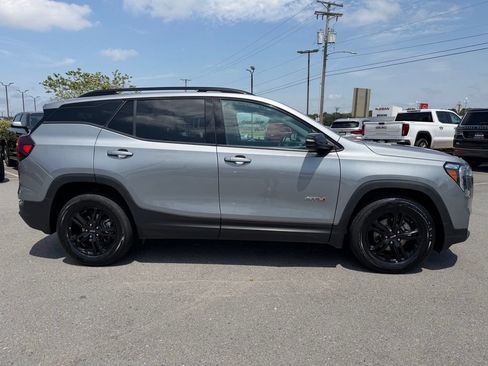 Used 2023 GMC Terrain AT4 AWD/4WD image 8