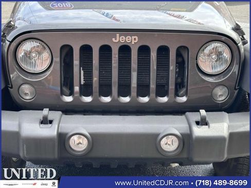 Used 2018 Jeep Wrangler Unlimited Sport S image 10