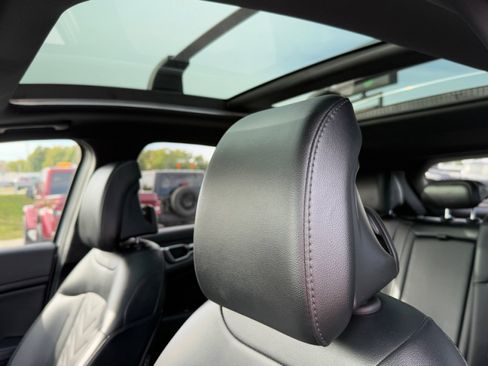 Used 2025 Kia Sportage X-Line w/ Premium Package image 40