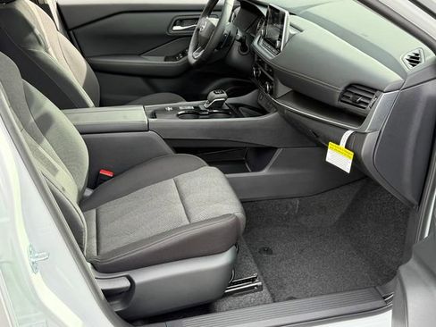New 2026 Nissan Rogue SV FWD image 25